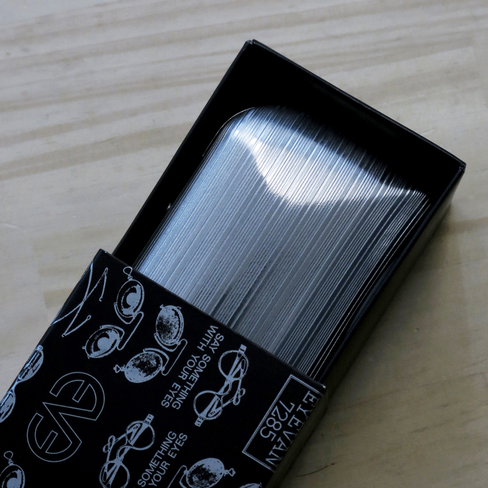 EYEVAN 7285のアルミ製メガネケース ポンメガネ大宮