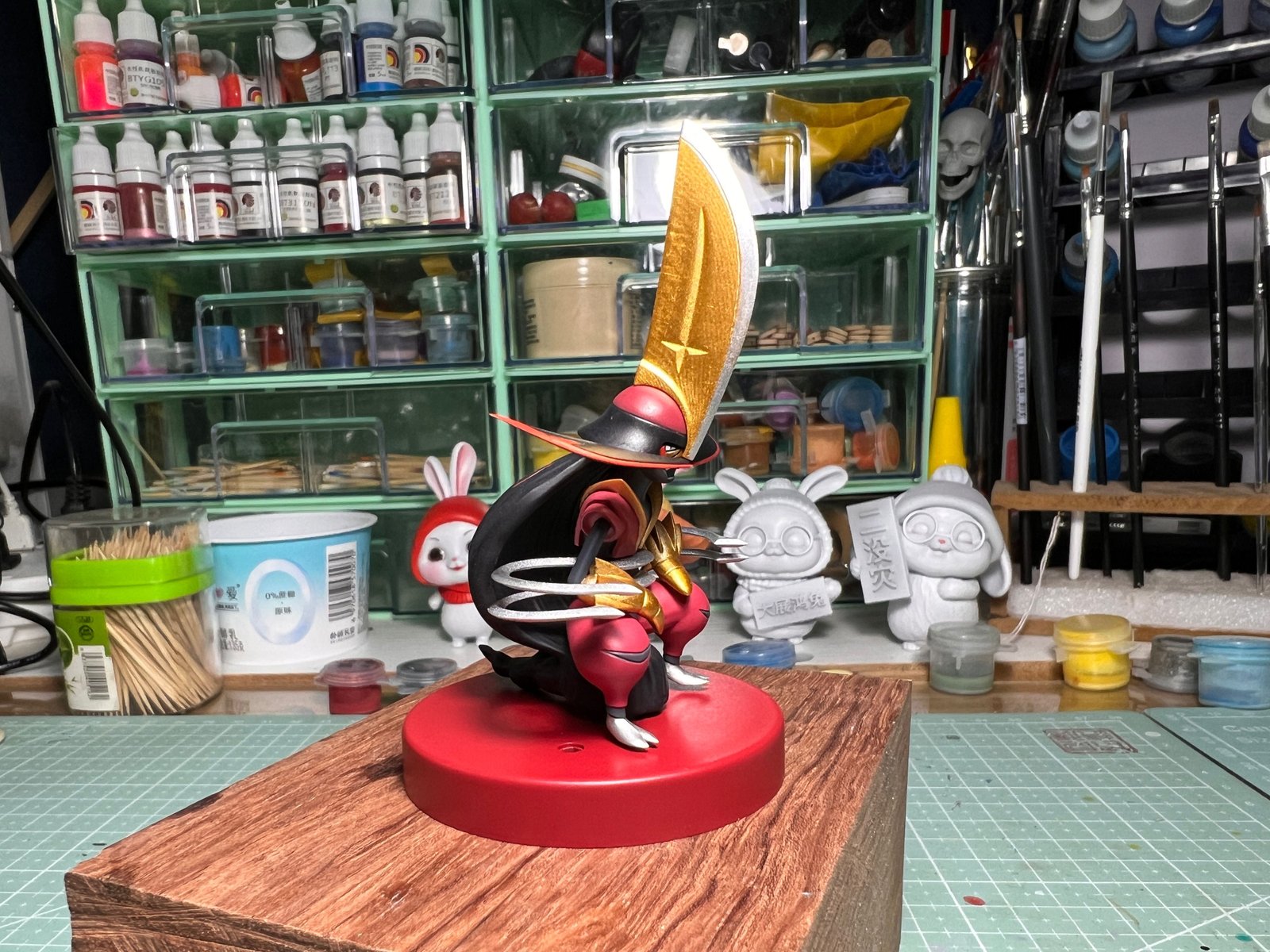 PREORDER CLOSED] 1/40 Zukan Figure [ZX] - Kingambit - POKÉ GALERIE