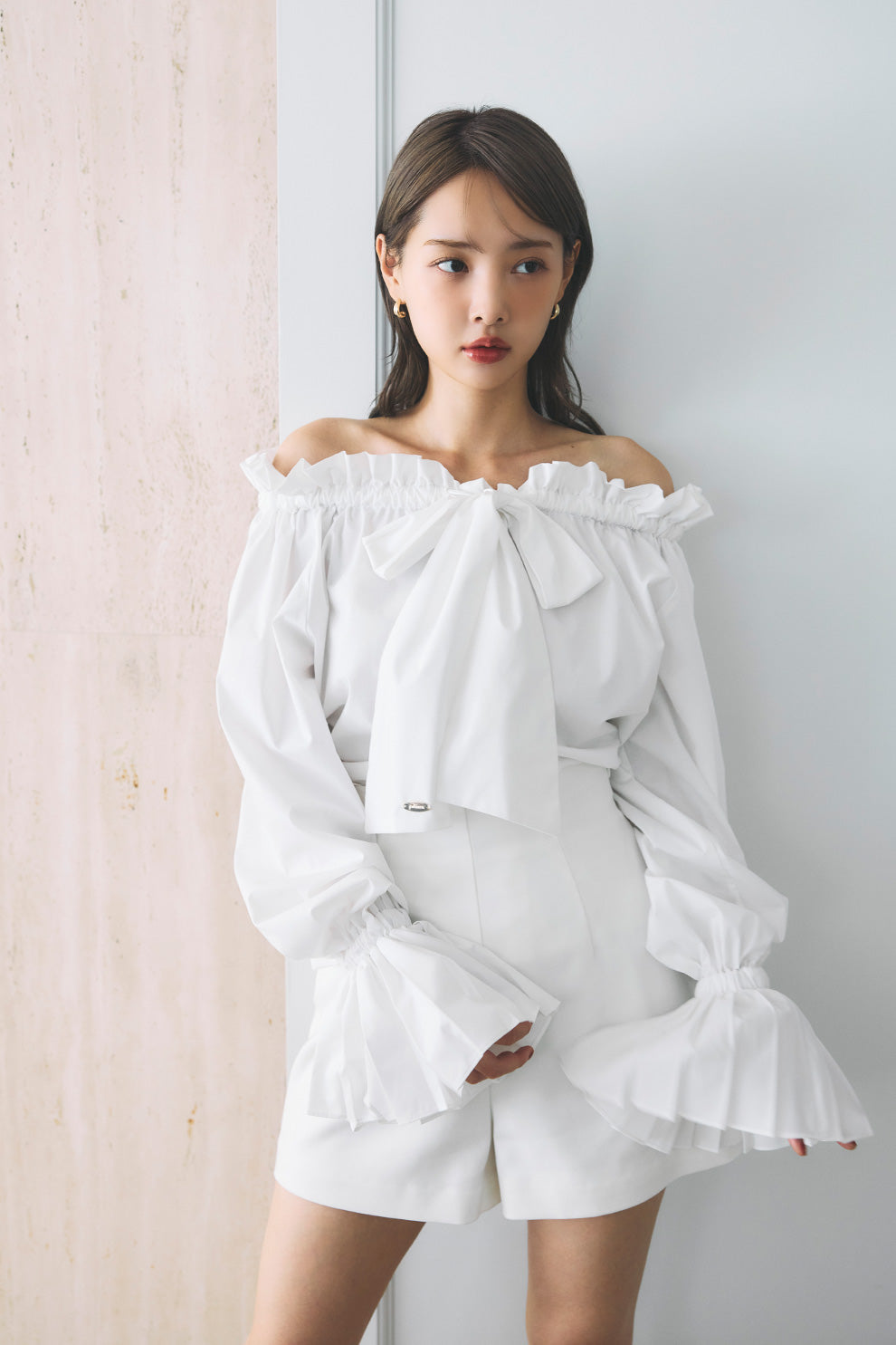 プリーツリボン2WAYブラウス – poláura OFFICIAL ONLINE STORE