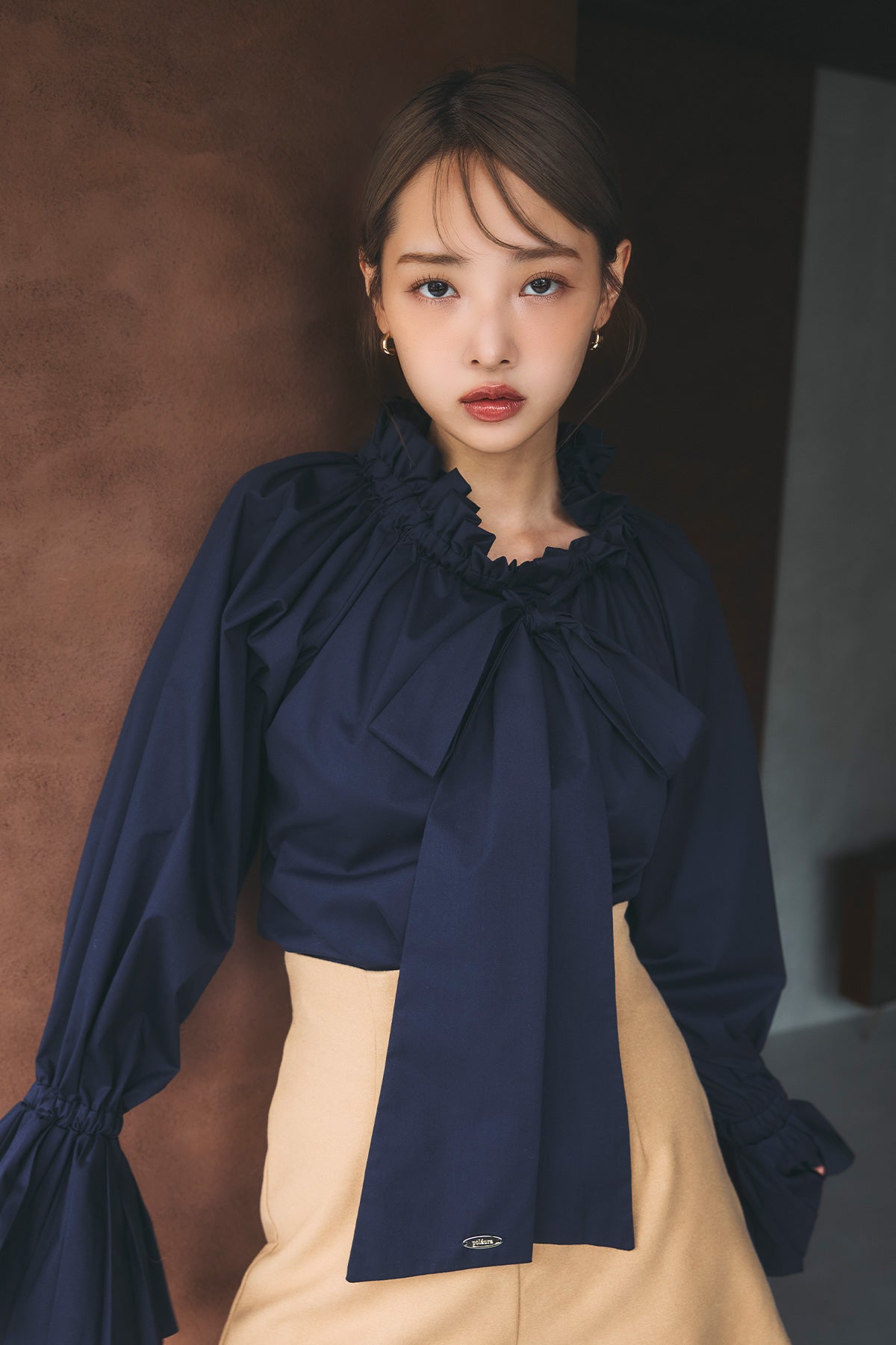 プリーツリボン2WAYブラウス – poláura OFFICIAL ONLINE STORE