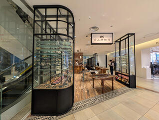 白山眼鏡店 大阪茶屋町店 - 大阪市北区茶屋町/メガネ店 | Yahoo!マップ