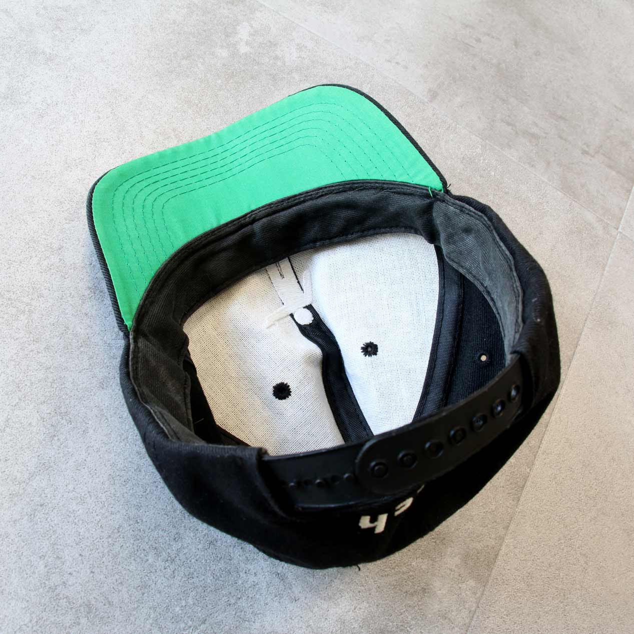 POST JUNK / 90's BITCH SKATEBOARDS Embroidered Cap