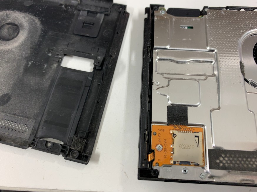 Switchのスタンドが取れた】修理価格3500円で折れにくいチタン製に変更