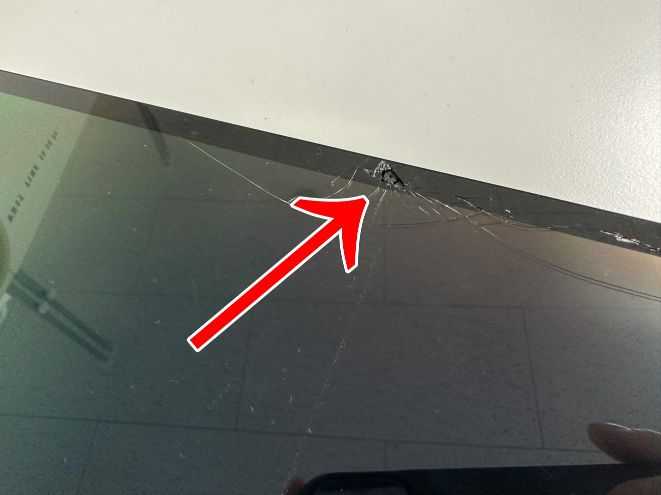 Lenovo IdeaPad Duet 560 Chromebookのガラス割れを修理！画面破損や