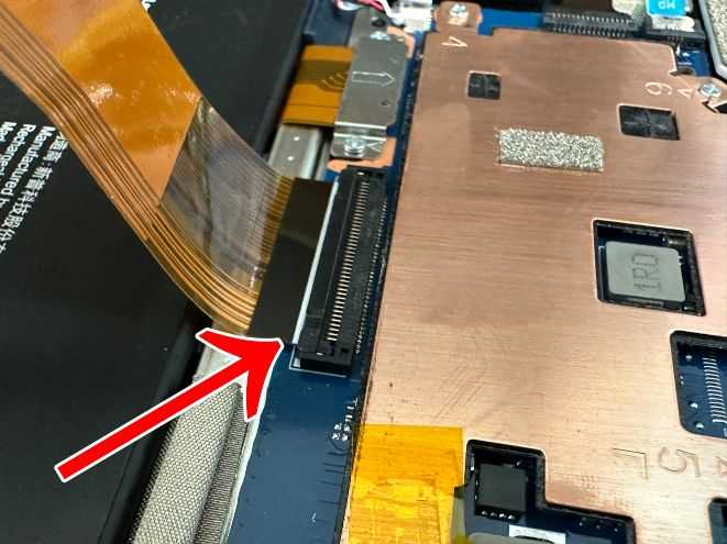 Lenovo IdeaPad Duet 560 Chromebookのガラス割れを修理！画面破損や