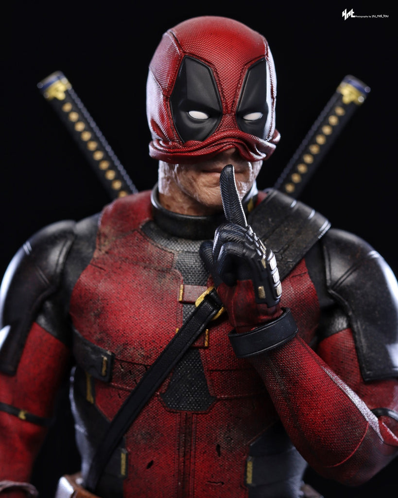 Hot Toys MMS782 Deadpool & Wolverine 1/6th scale Deadpool
