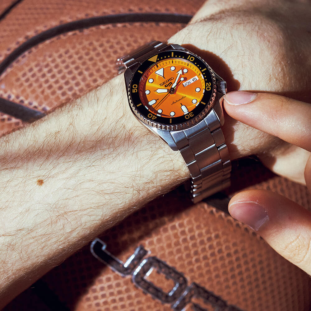 セイコー 5スポーツ〉とボーイの話。 | POPEYE Web | ポパイウェブ