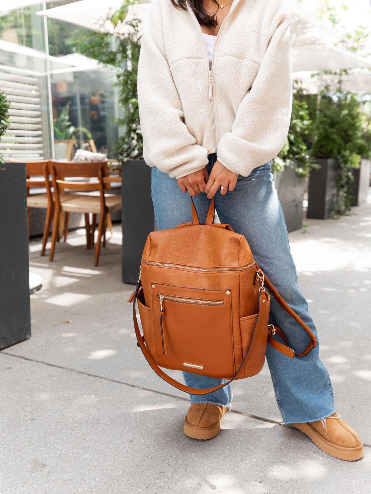 Commuter Backpack Cognac | Poppy and Peonies – Poppy & Peonies