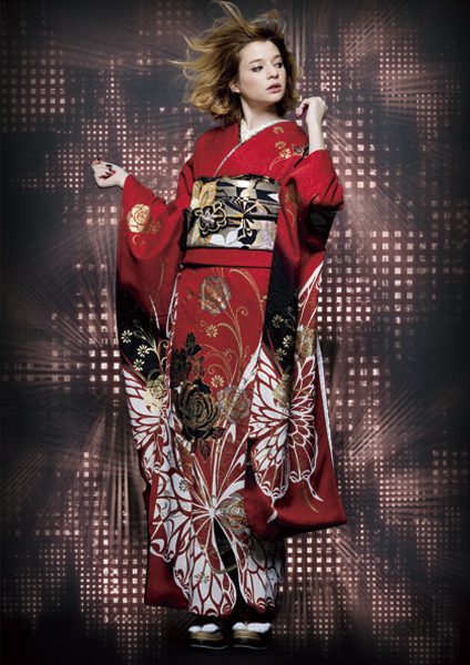 モードスタイル】FL-B308｜エキゾチックな魅力を放つ赤の振袖｜kimono