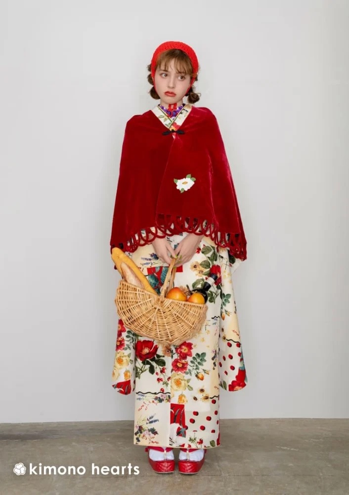 レトロモダン】KH-534｜パッチワーク風の洋花柄が可憐な白地の総柄