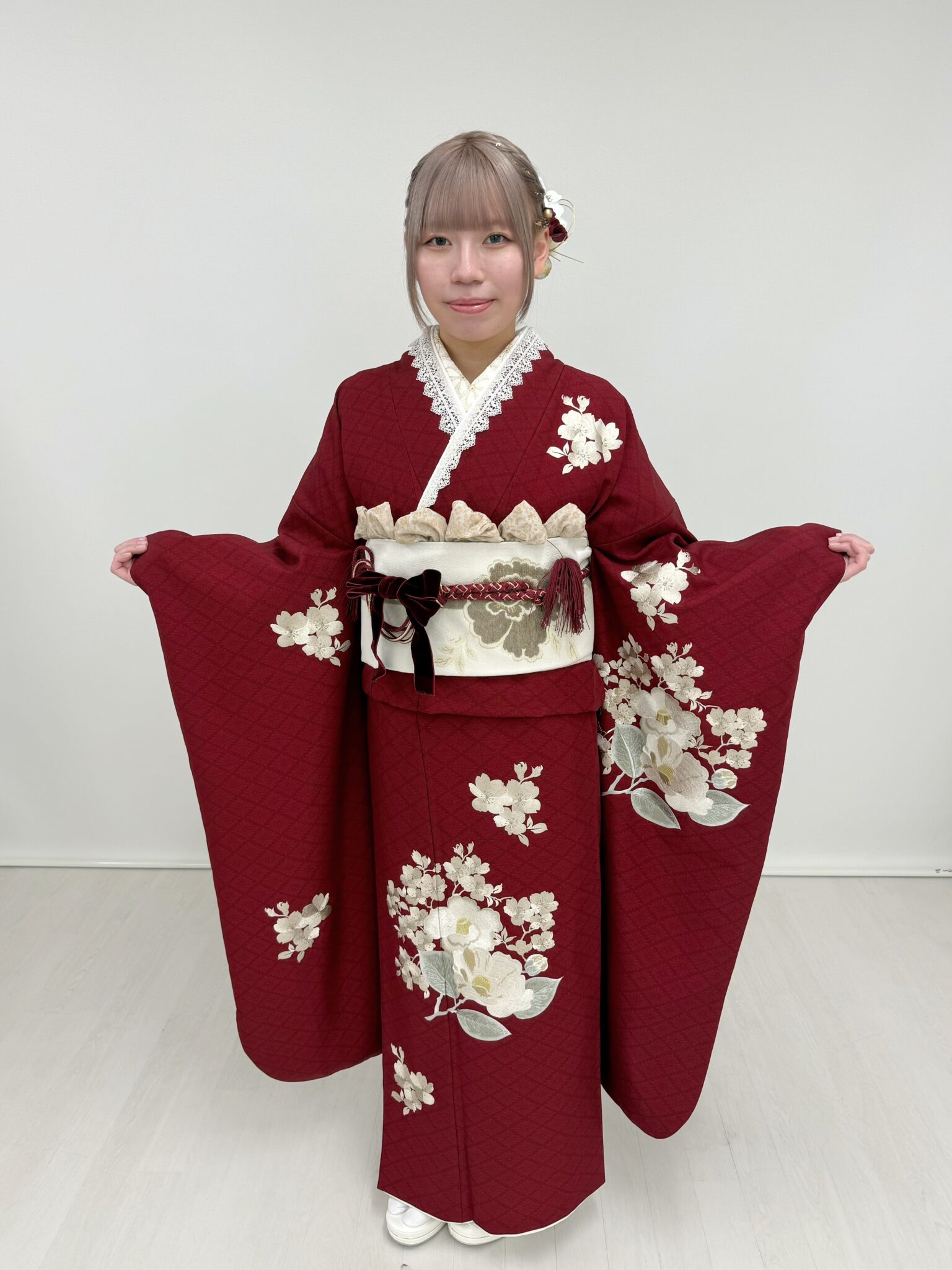 🥀和×洋 赤色振袖で大正ロマン🤍】 | kimono hearts | 成人式の振袖