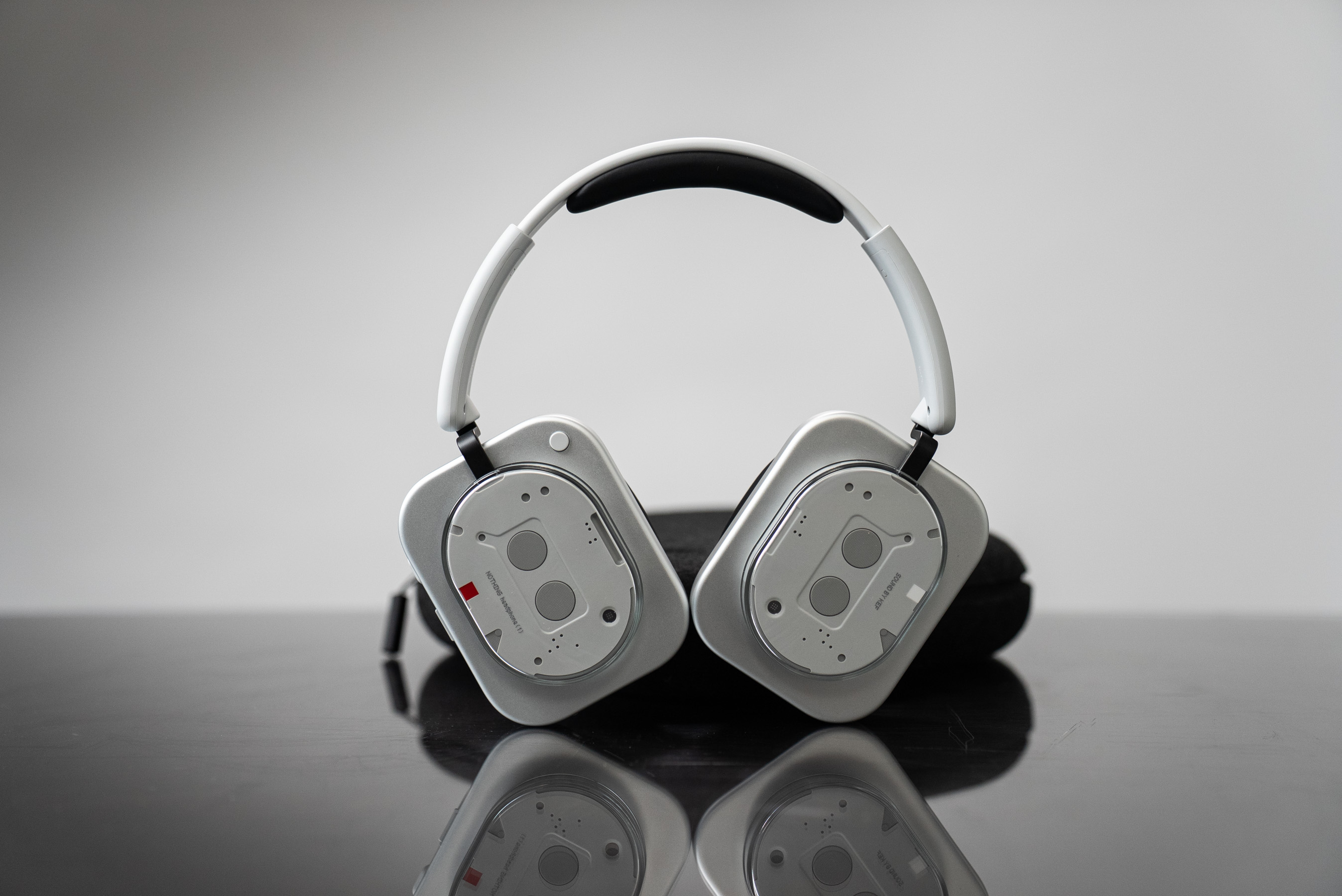 Nothing's retro-looking Headphone 1 are already $30 off | The Verge