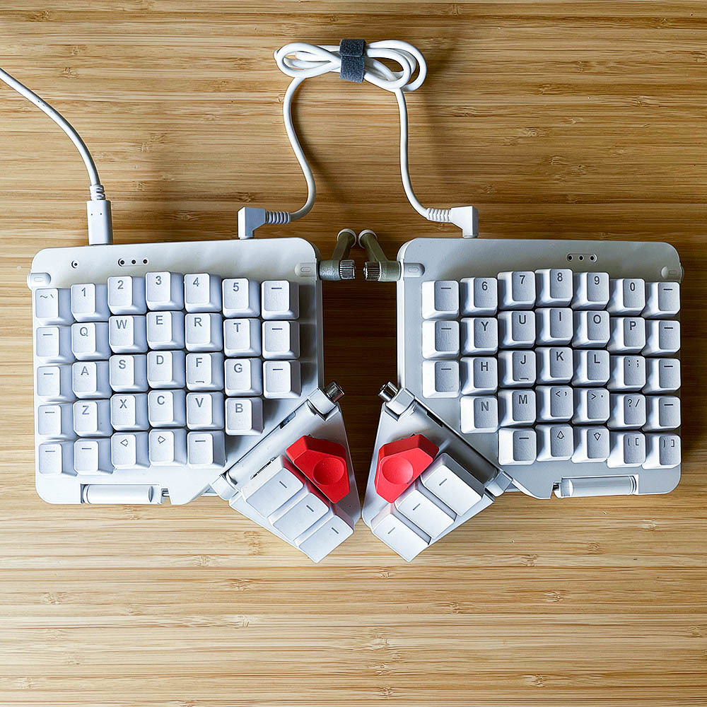 ZSA Moonlander Mark I review: the ultimate customizable ergonomic