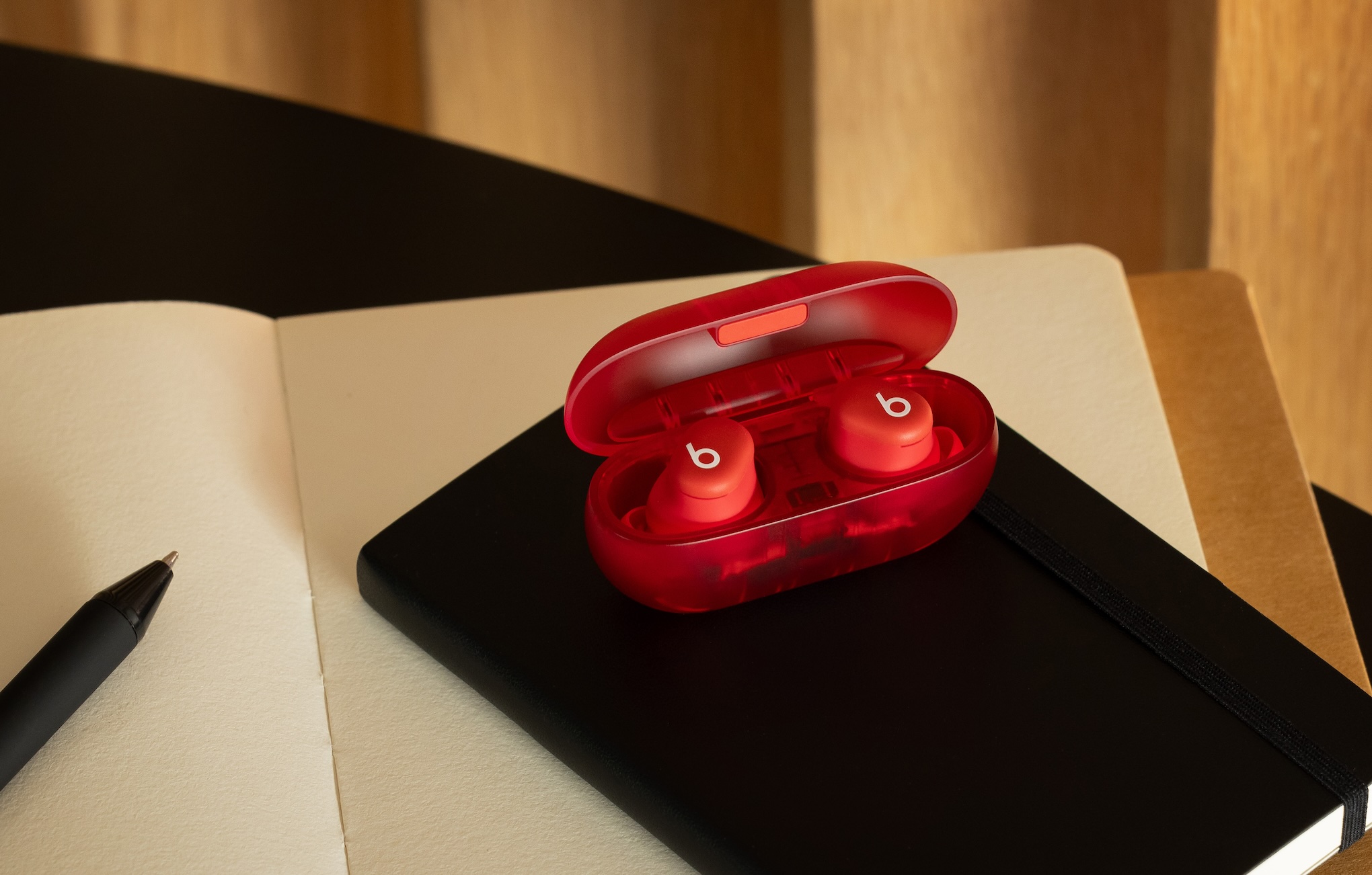 Beats announces Solo 4 headphones and $79.99 Solo Buds | The Verge
