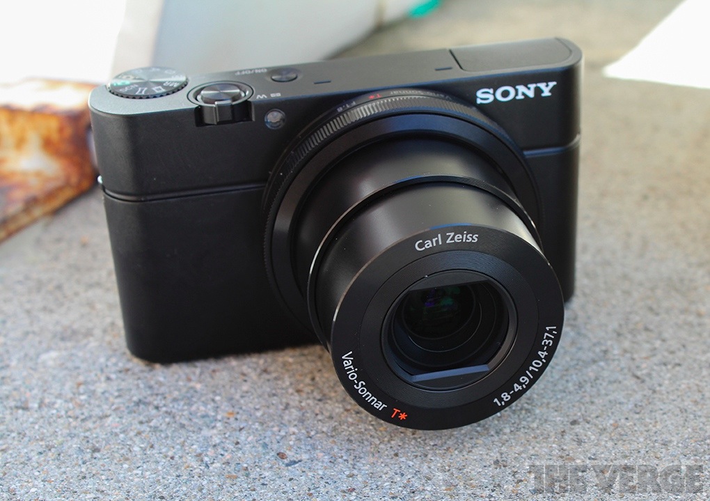 Sony Cyber-shot DSC-RX100 offers a 1-inch, 20.2-megapixel sensor