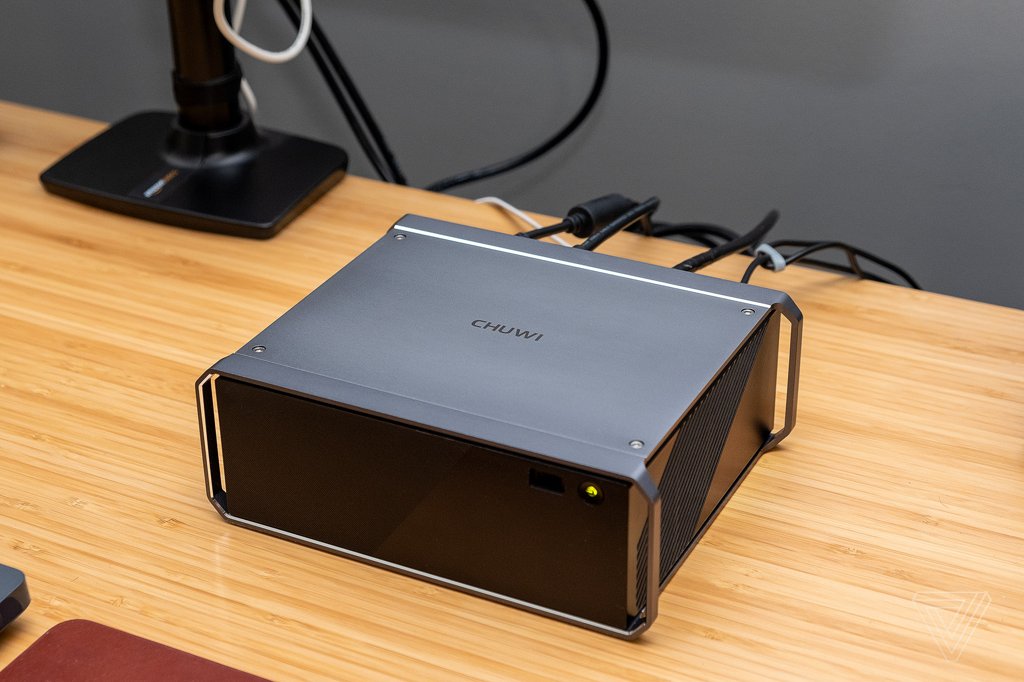 Chuwi HiGame PC review: small, powerful, and loud | The Verge