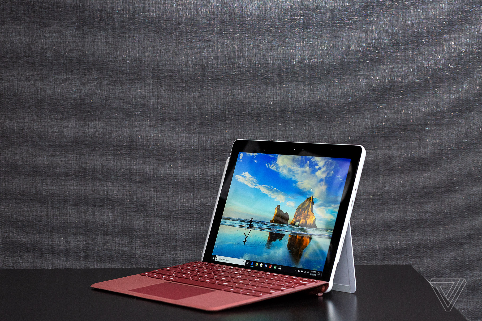 Microsoft Surface Go with LTE review: the best netbook | The Verge