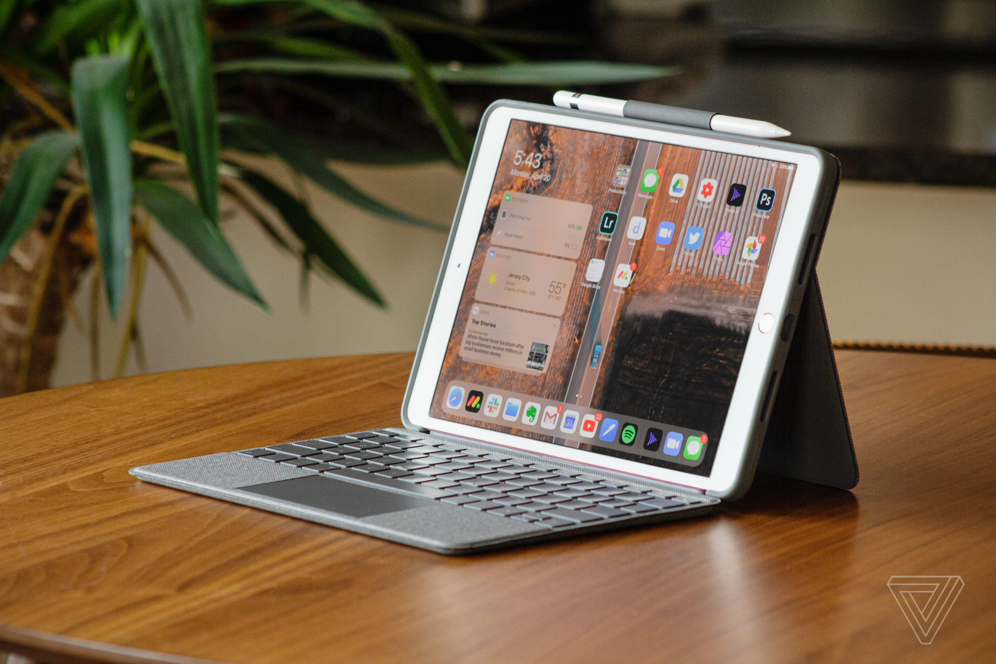 Logitech Combo Touch review: the Magic Keyboard for all the other