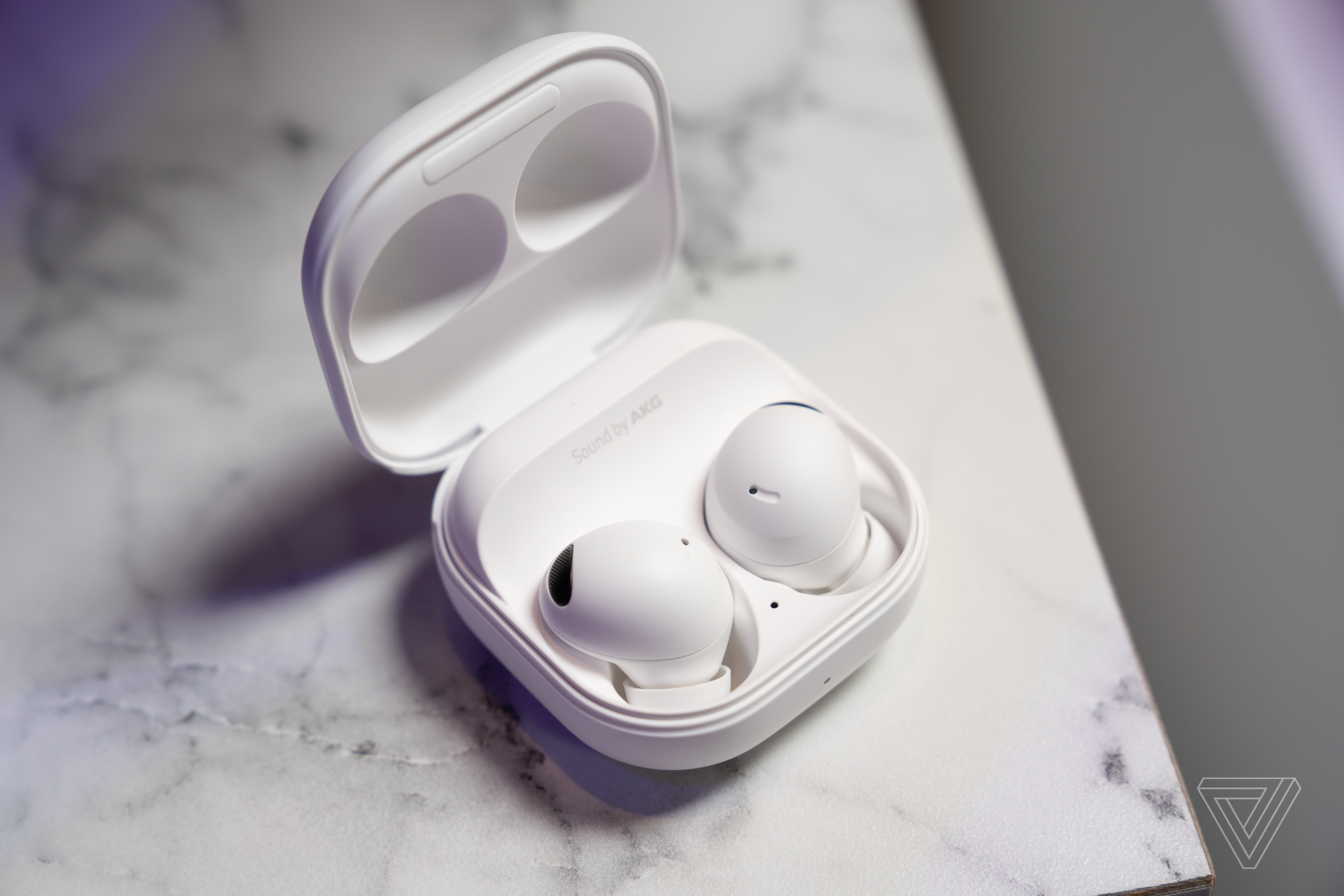 Samsung's Galaxy Buds 2 Pro: more comfortable design and hi-fi
