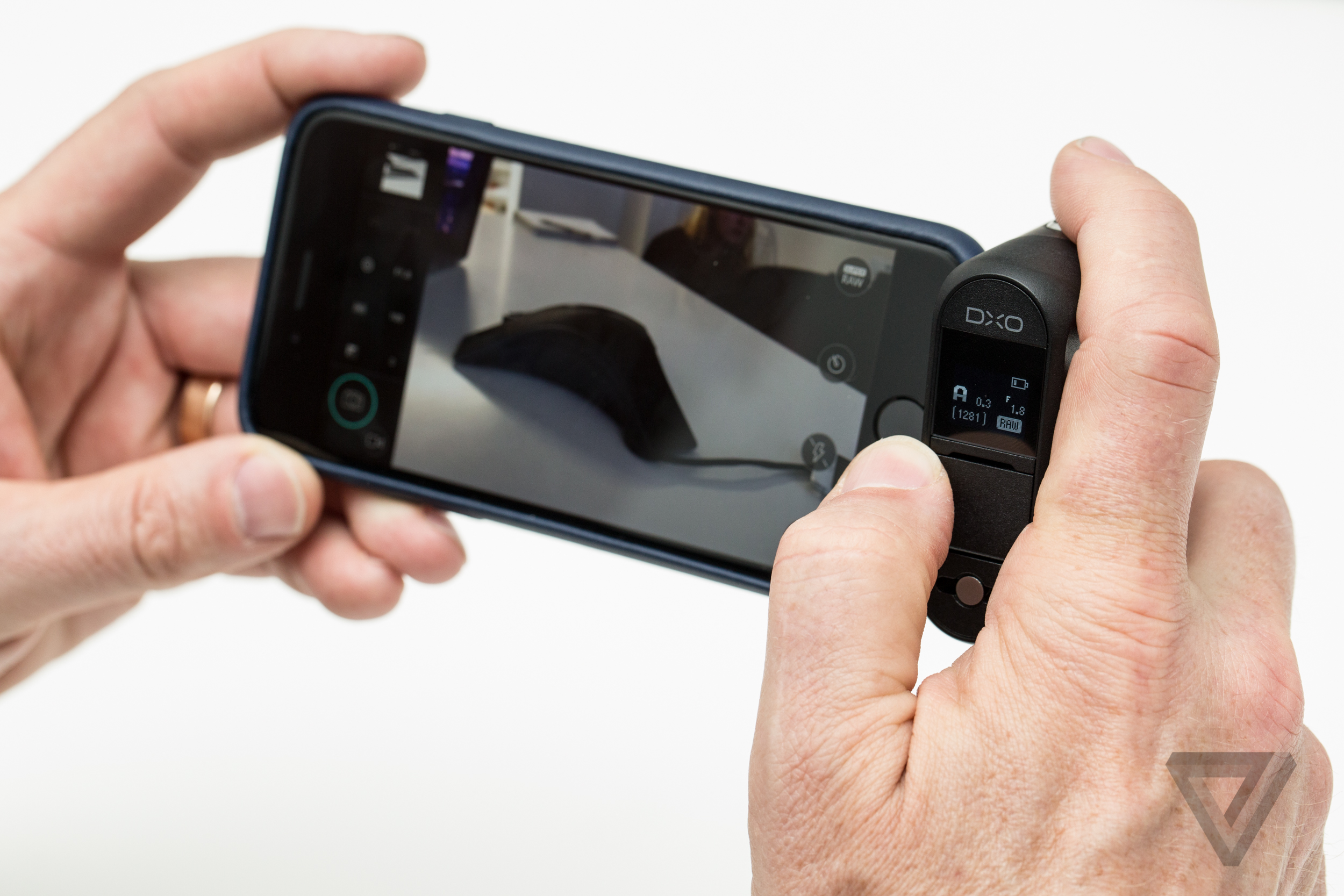 The DxO One makes your iPhone better than most compact cameras