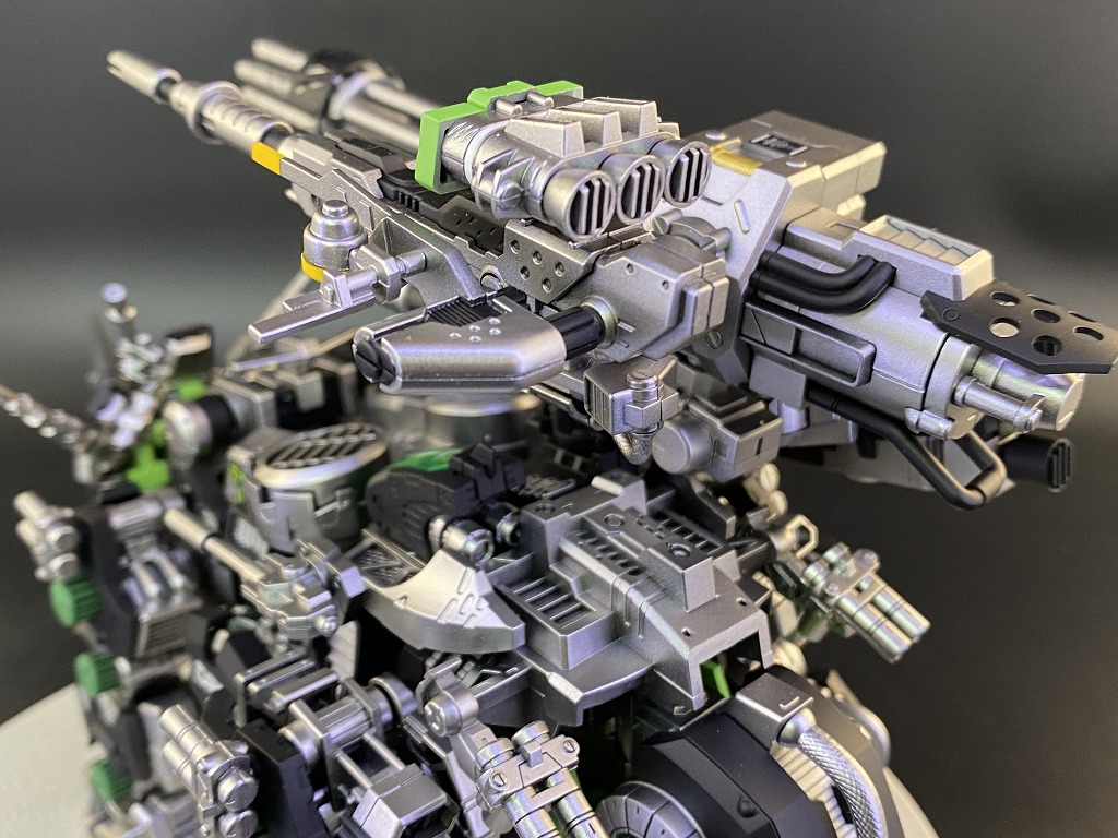 製作代行紹介「コトブキヤ ゾイド HMM DPZ-10 ダークホーン」全塗装