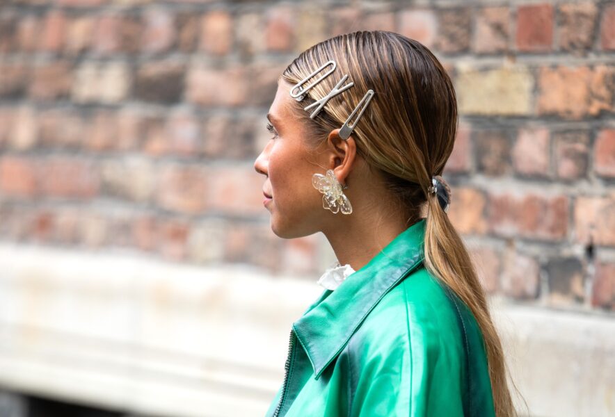 残暑のまとめ髪に。ヘアアクセで簡単アレンジ！ | GLADDプラス