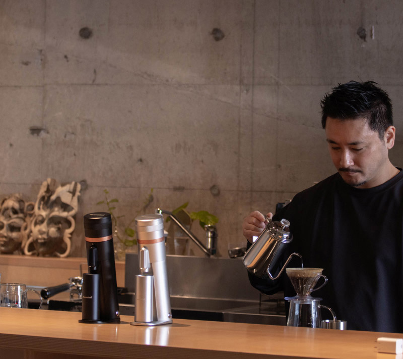 コニカル式電動コーヒーミル cm10 | Plusmotion プラスモーション