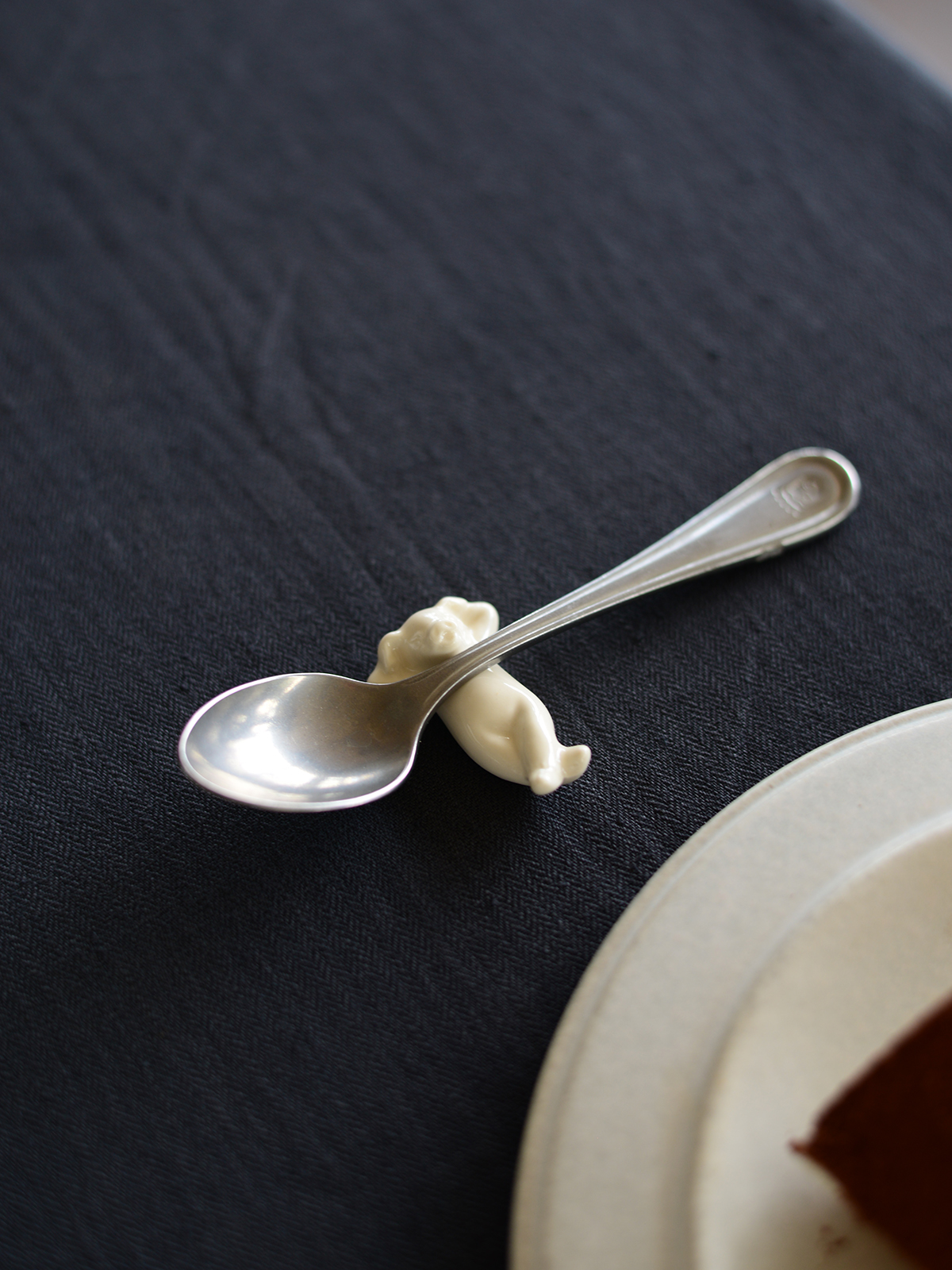 スタジオ エム :: ブーちゃんごろ寝箸置き :: ブーちゃん ごろ寝