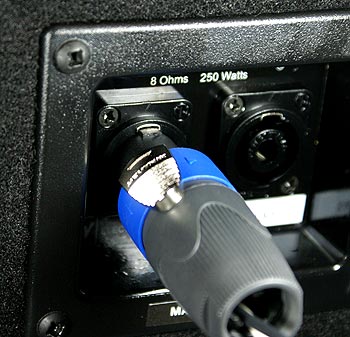 無敵のスモールスピーカーはこれだ！EV（エレクトロボイス）ZX1-90B