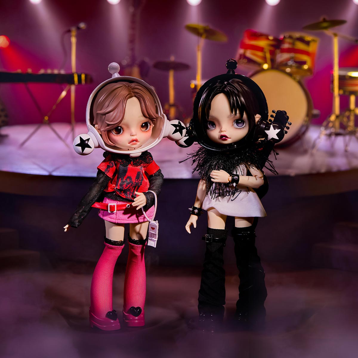 SKULLPANDA × NANA-Osaki Nana Figurine | MEGA Collection - POP MART