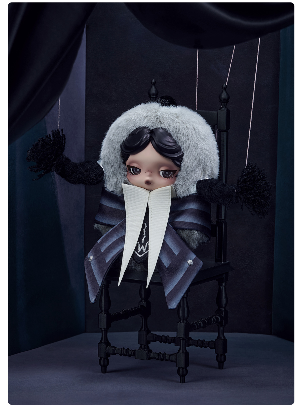 SKULLPANDA x Wednesday ぬいぐるみ (ネヴァーモア学園制服バージョン