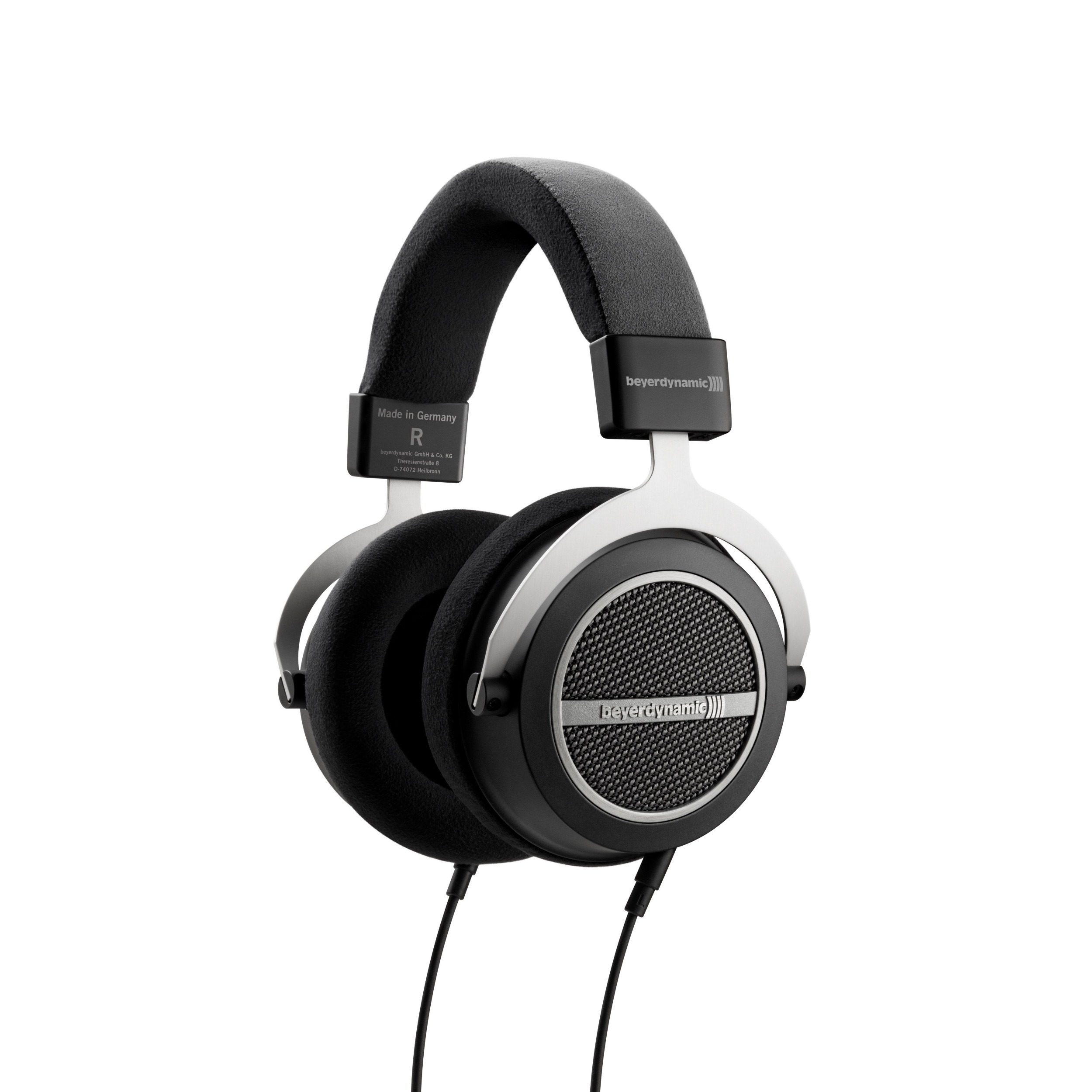 beyerdynamic Amiron home: Headphones for audiophile listening pleasure