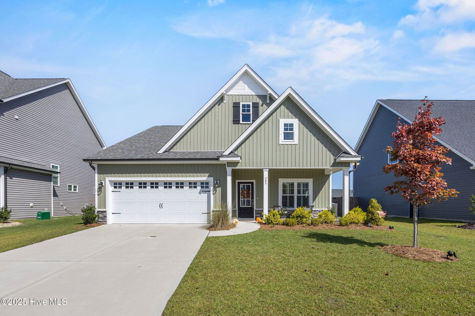 209 W Yellow Lois Dr, Hampstead, 28443