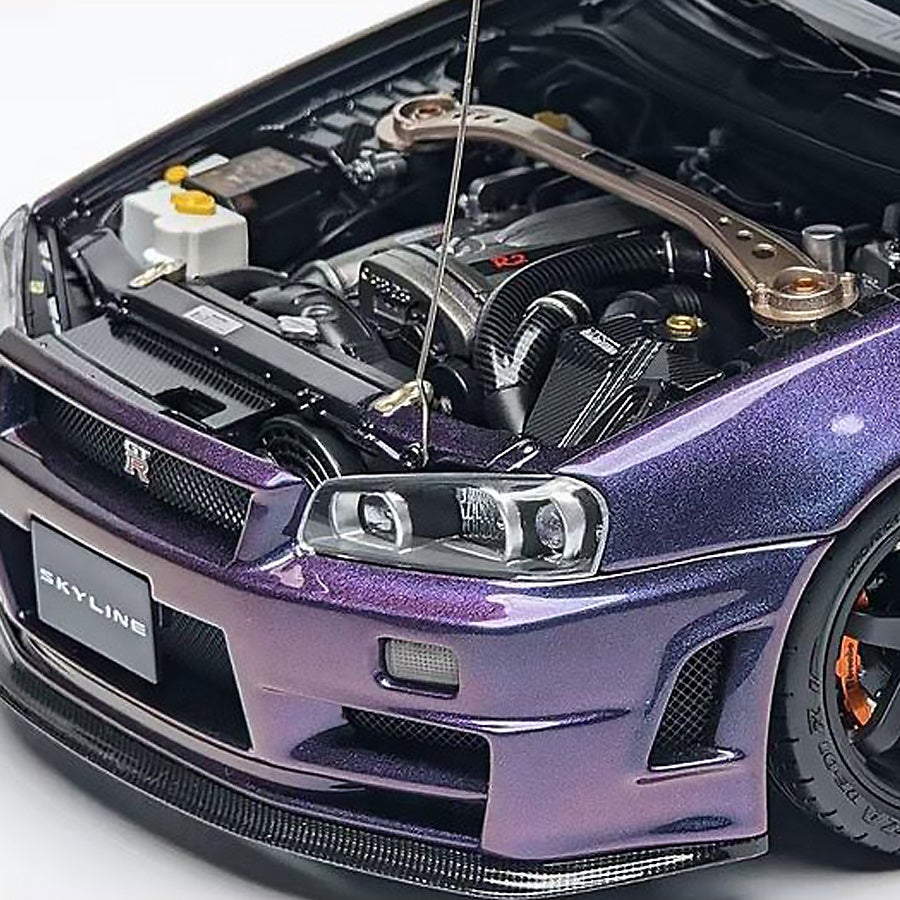 日産スカイライン GT-R (BNR34) の 1/18 スケールミニカーが CAMSHOP