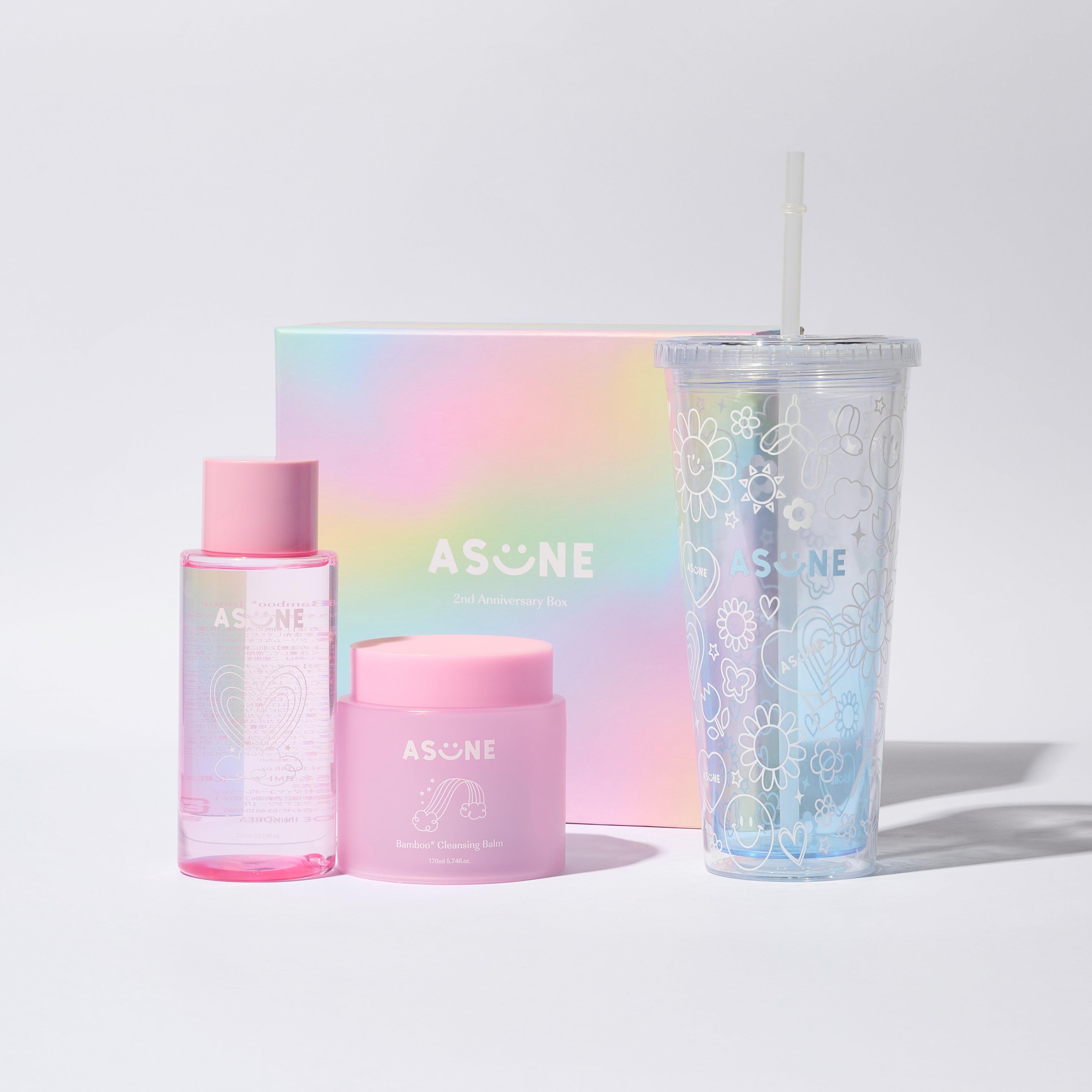 Youtuber中町綾がディレクターを努めるスキンケアブランド「 ASUNE