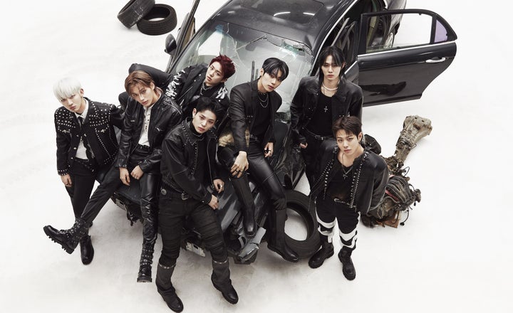 EVNNE メンバーとの2ショットチェキ撮影会が当たる!? 2024 EVNNE FAN