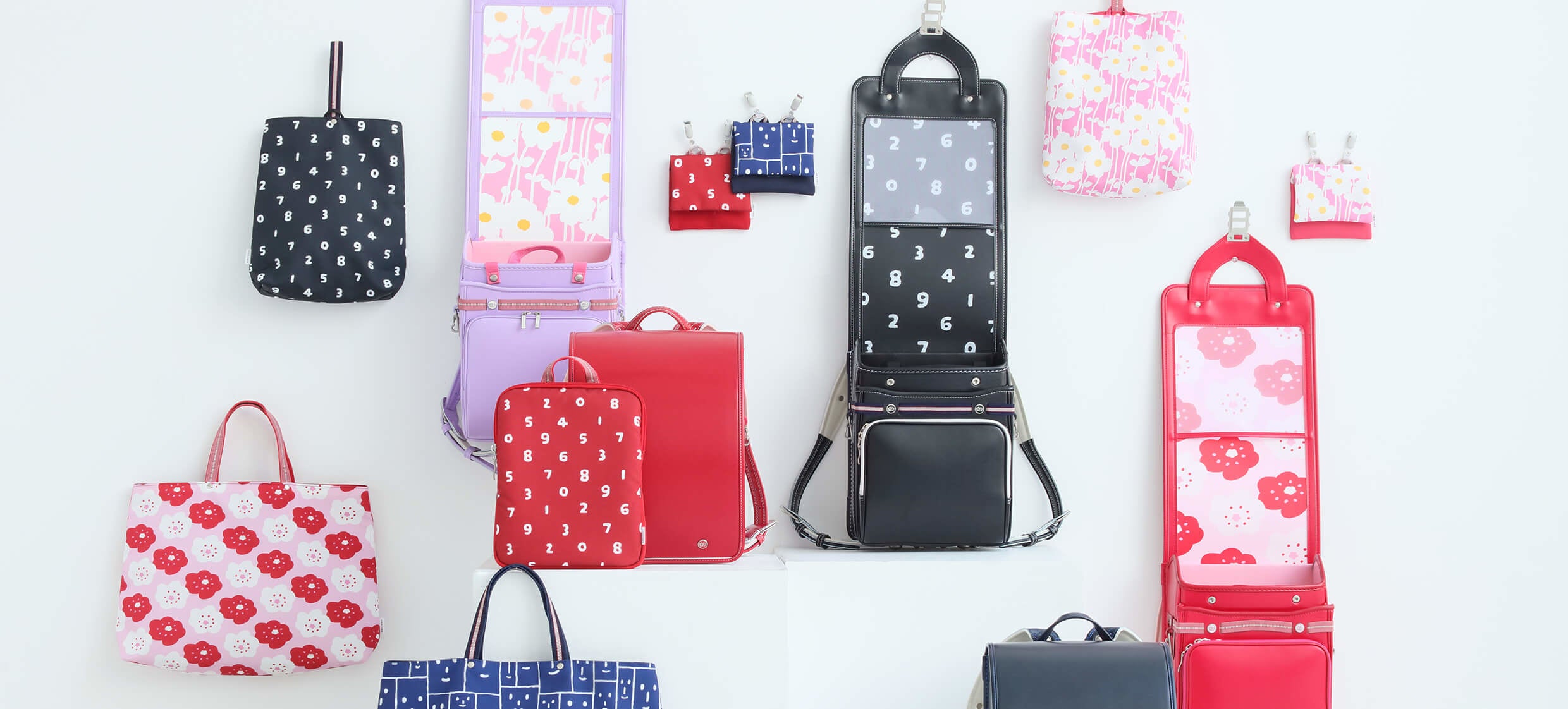 かわいくて、工夫がいっぱい！タブレットケース付きでうれしい2023 年