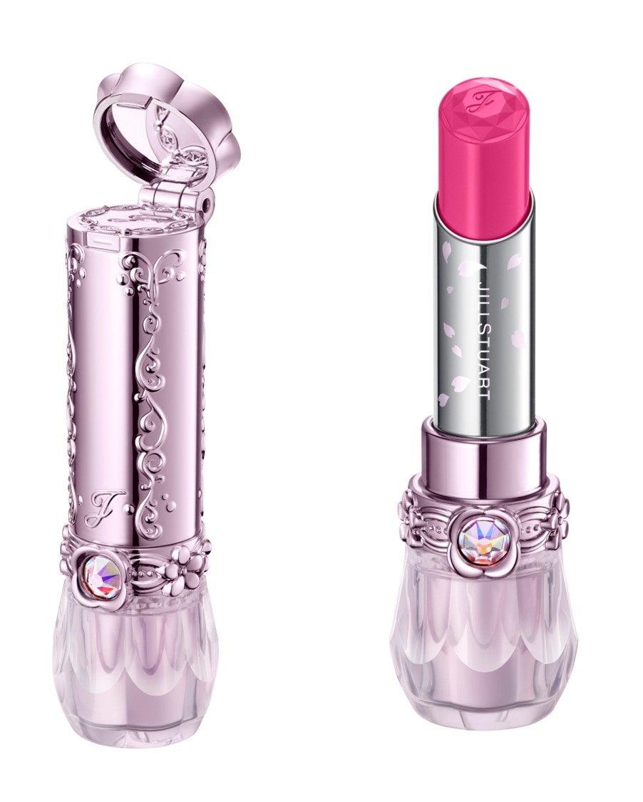 ジルスチュアート ビューティ】今年は、澄んだ青空のもとで舞い踊る桜