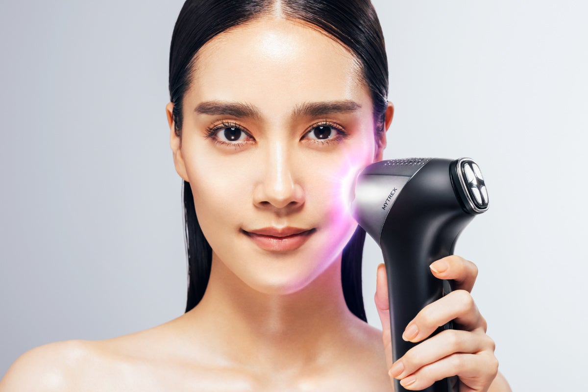 MYTREX】美顔器3台分の機能をひとつに！エイジングケア*に特化した美顔