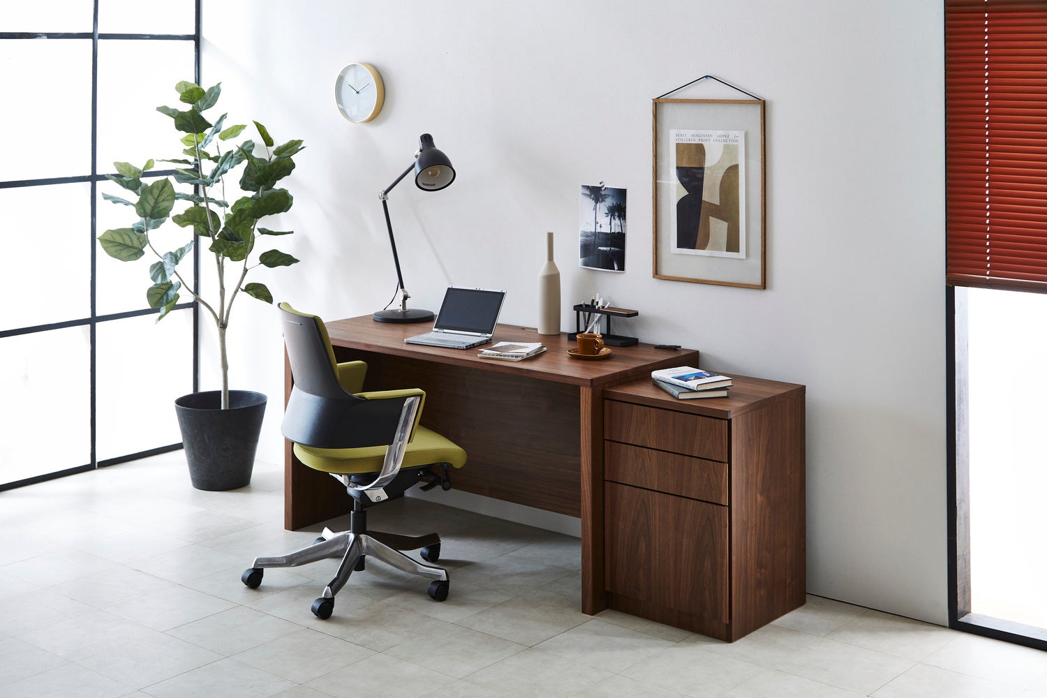 NIPPONAIRE】自宅にもオフィスにも、本格ワークチェアとあわせる木製