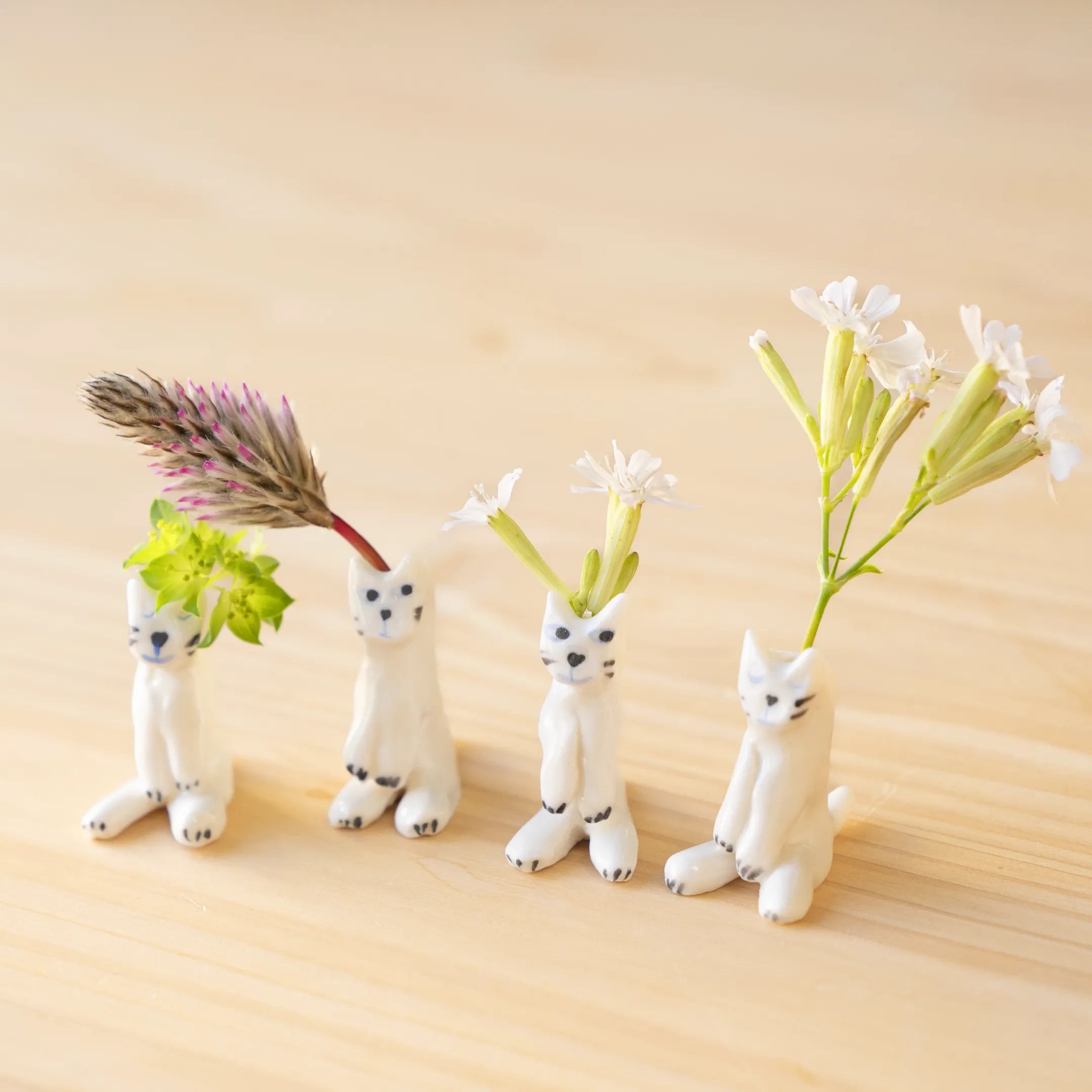 新商品】エレオノール・ボストロムの新作ワン！と新作ニャン！ | 株式