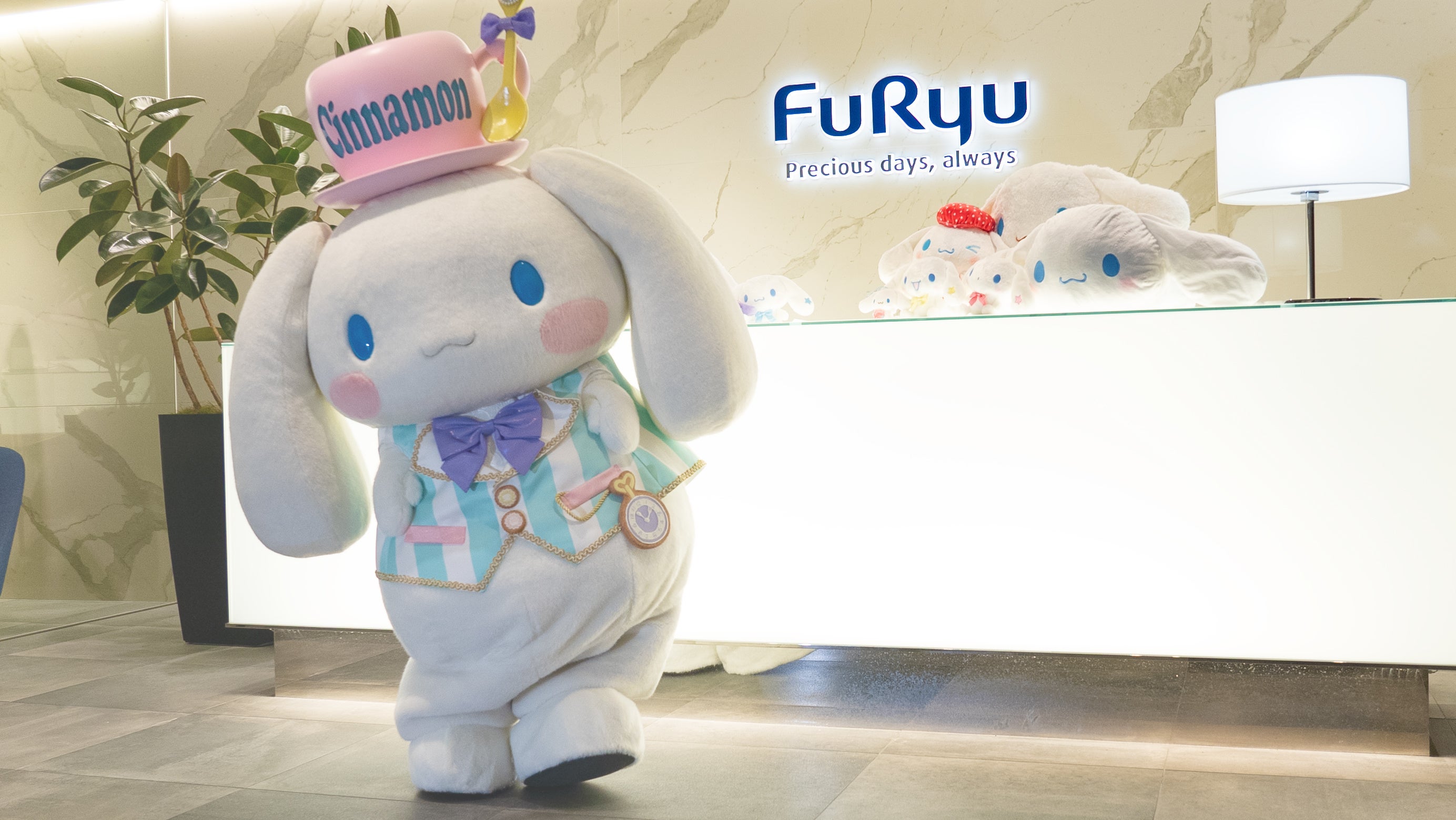 シナモロールデビュー20周年×フリュープライズ限定企画！シナモンが