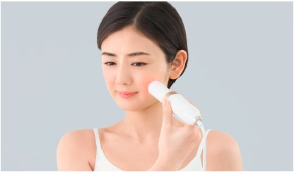 日本初※1 の 「高周波」×「LED」美容器！TBCの本格トリートメントを