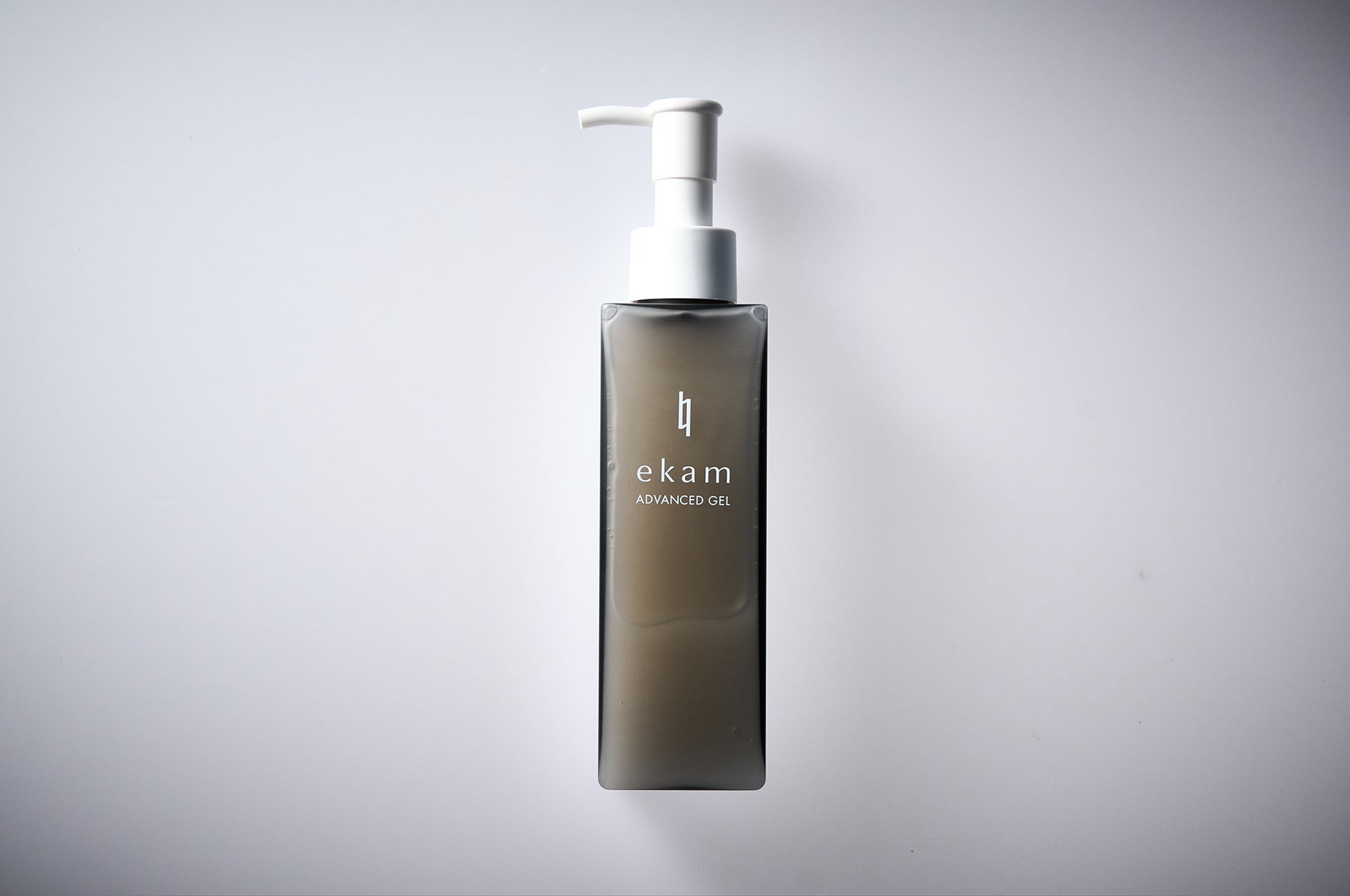 1本5役”で朝10秒。新メンズスキンケア『ekam（エカム）』誕生 | 合同