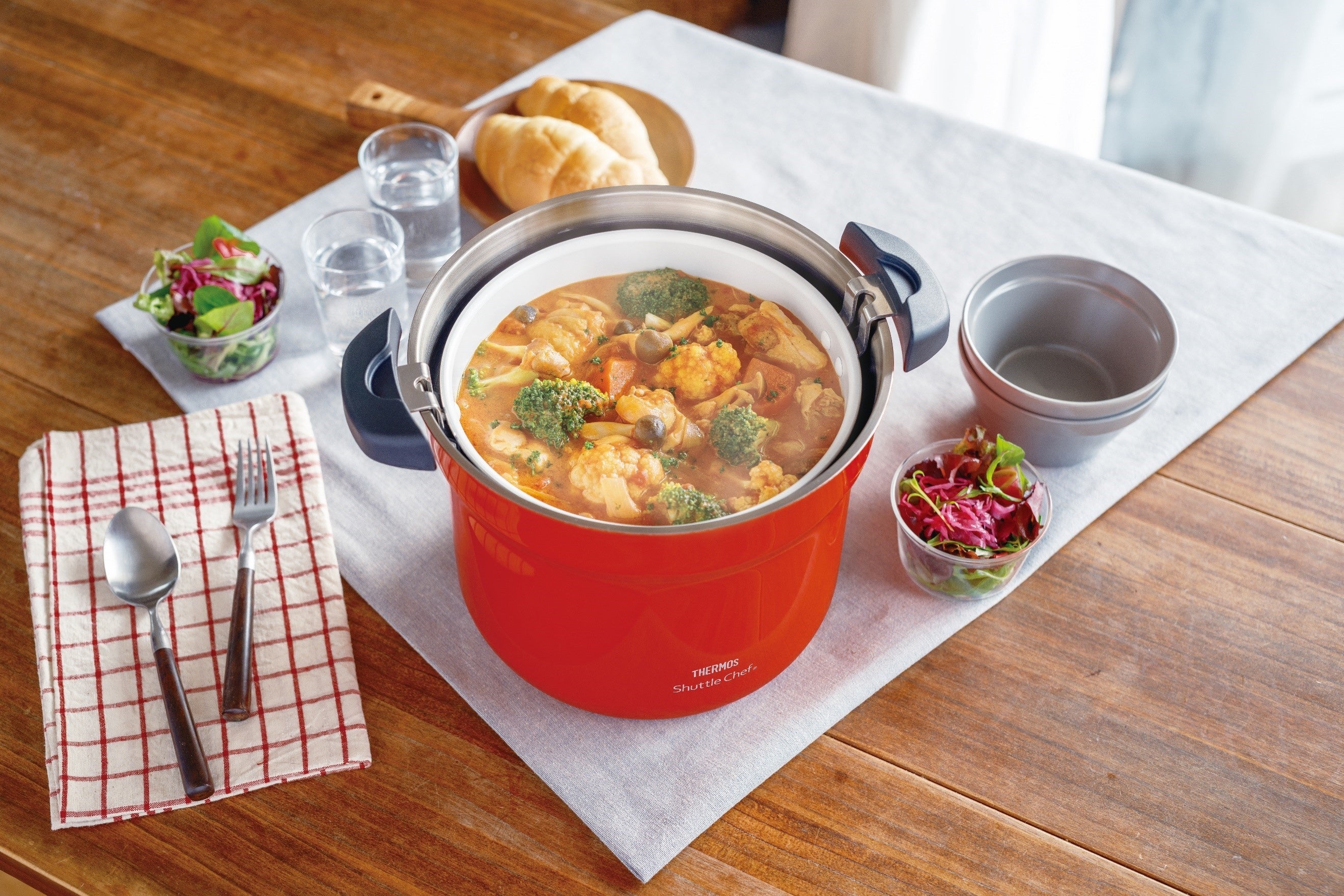 サーモス 真空保温調理器シャトルシェフ（KBJ-3002/4502）』8月21日新