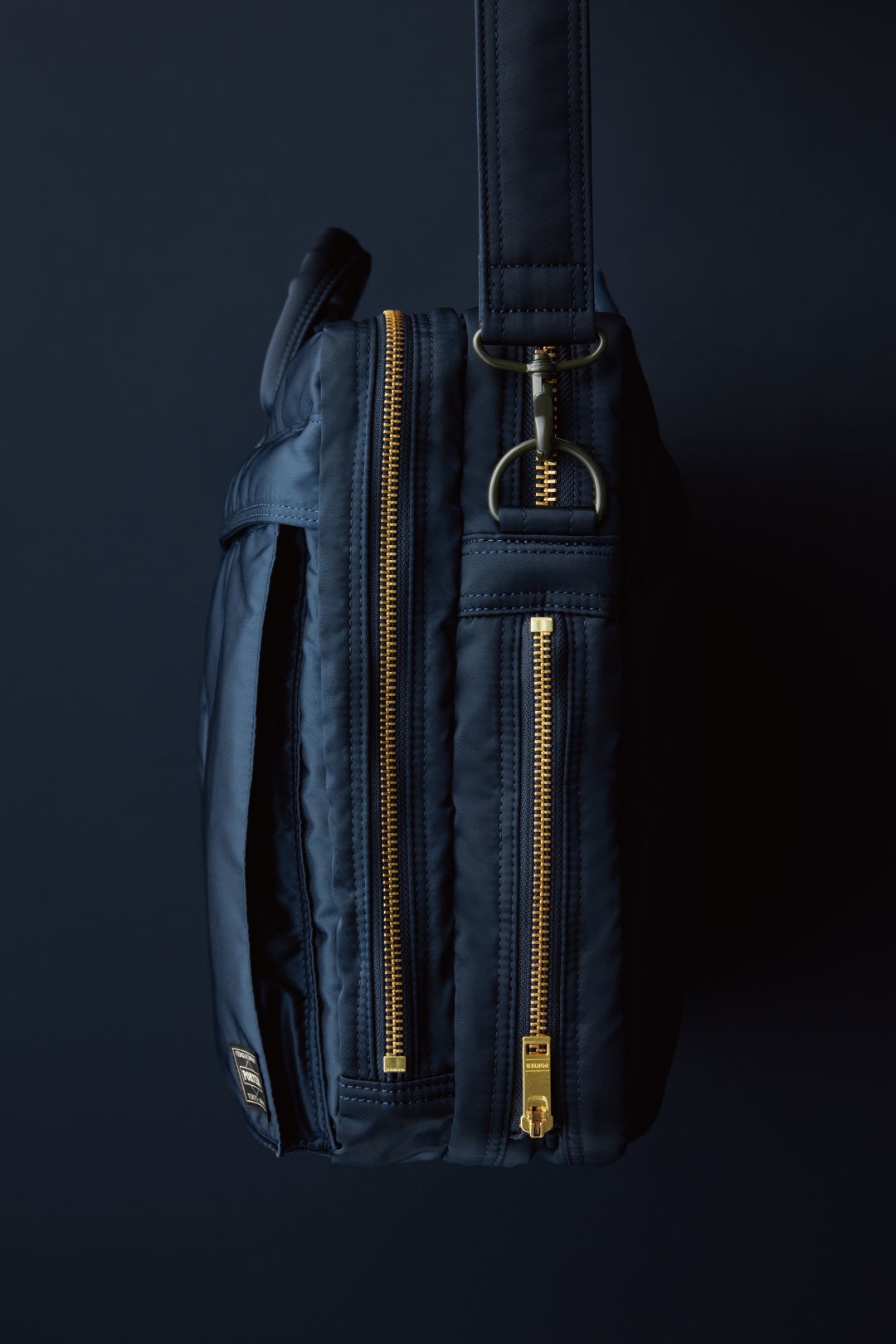 PORTER】TANKER IRON BLUEを発売します。 | 株式会社 吉田のプレスリリース