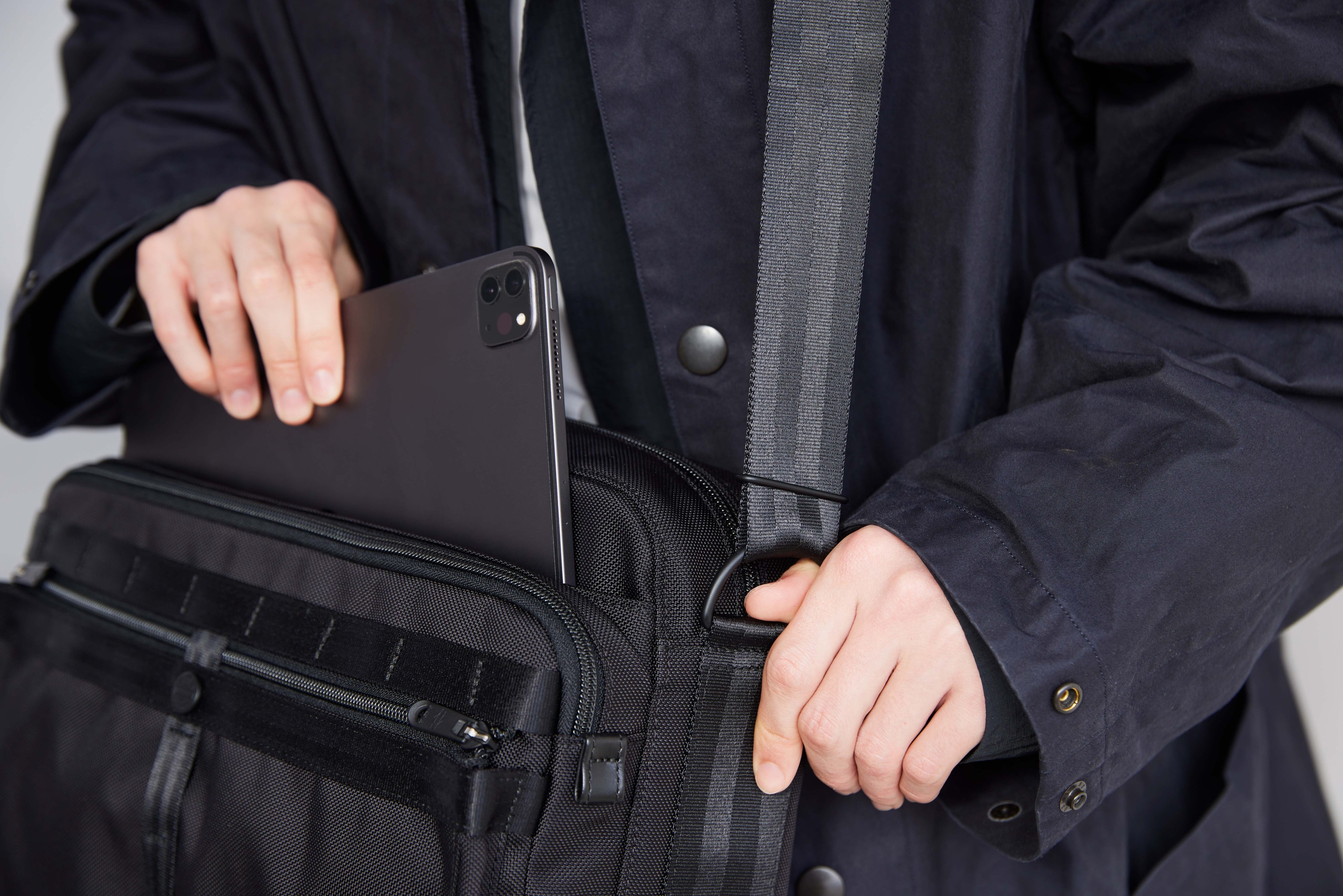 吉田カバン】POTRの新作「SCOPE」を発売します。 | 株式会社 吉田の