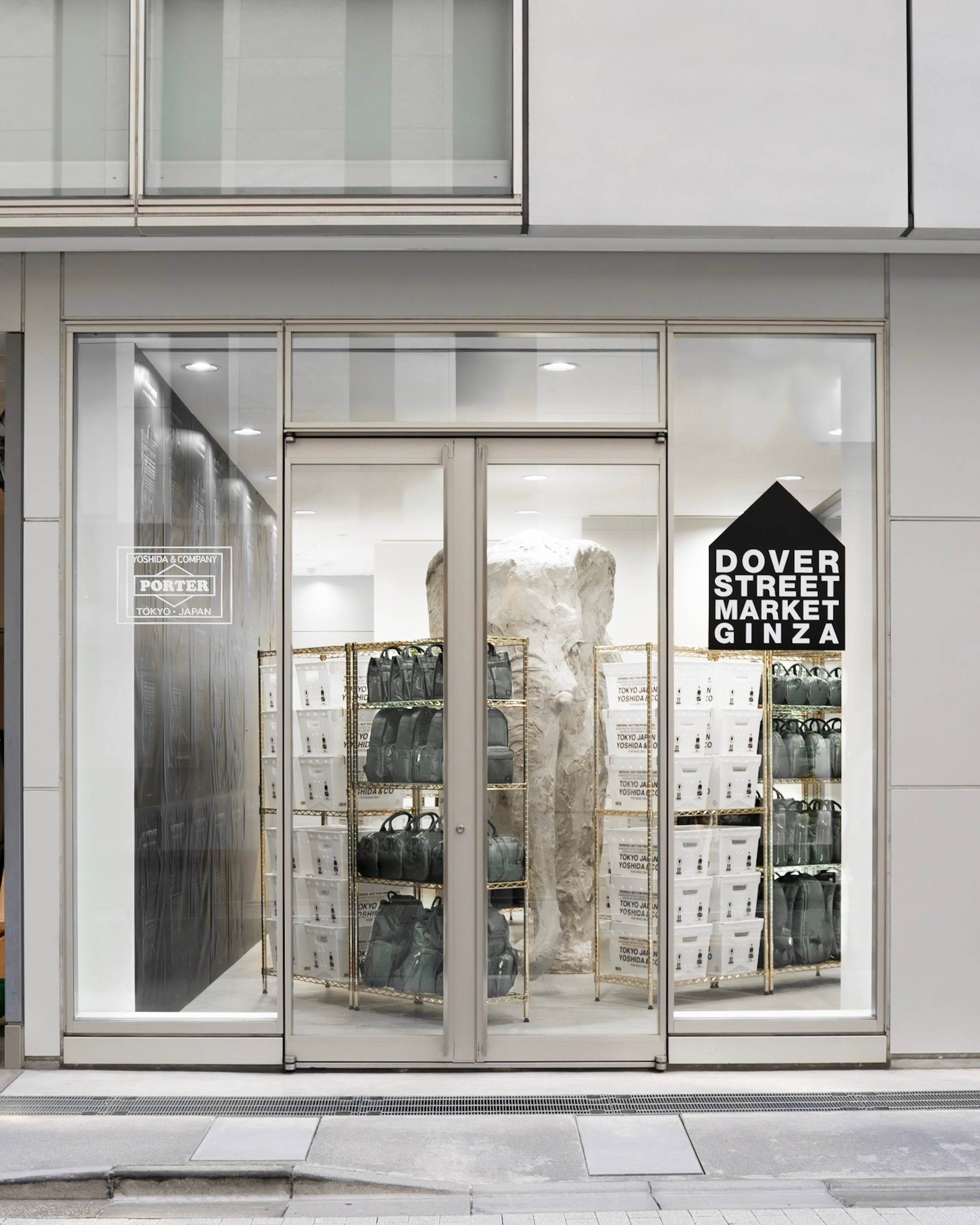 DOVER STREET MARKET GINZAにて、生まれ変わった「TANKER」の