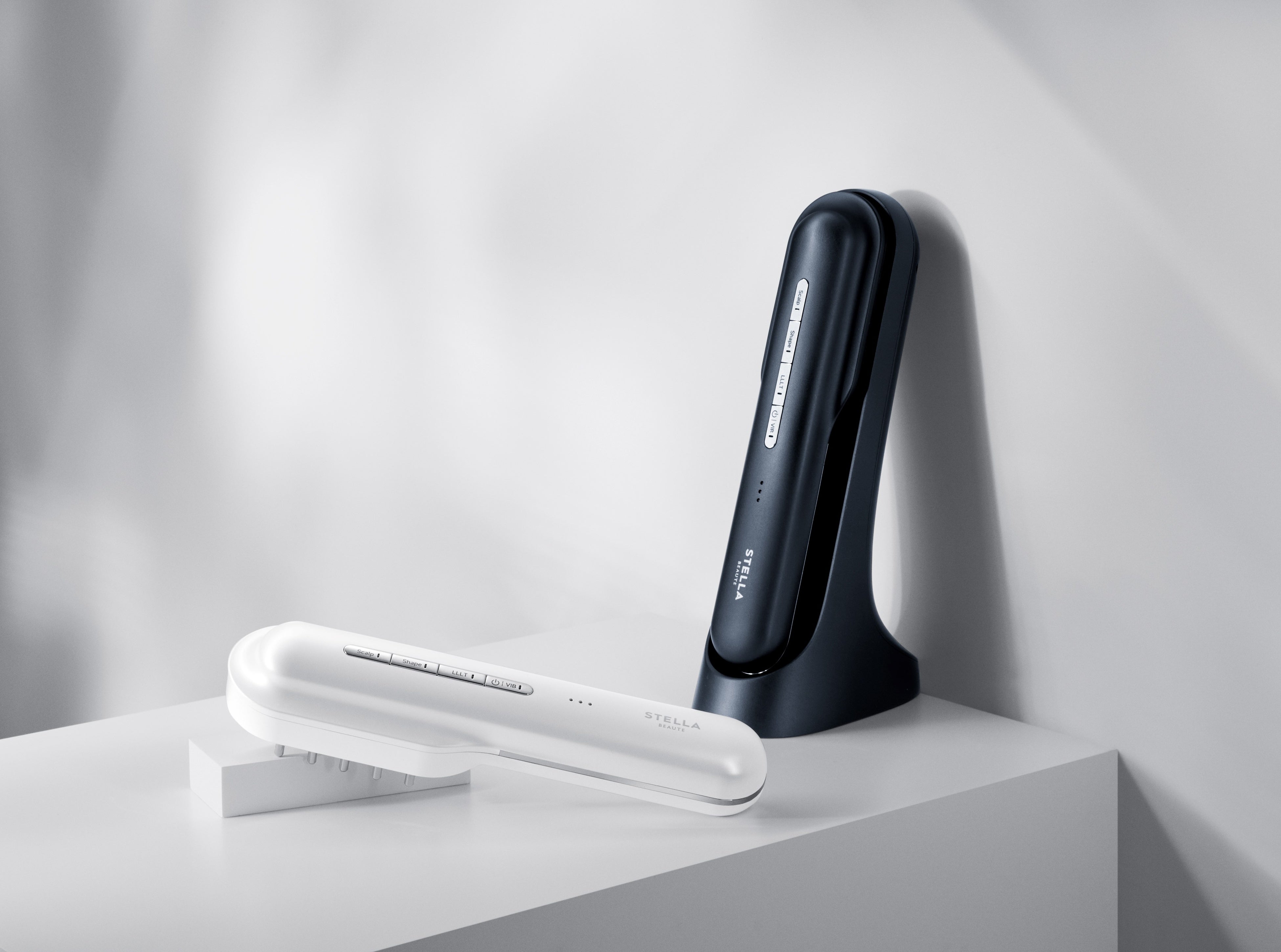 ステラボーテ史上初！低出力レーザーを搭載 「レーザー ＆ EMSリフト