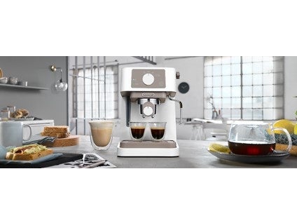 デロンギ スティローザエスプレッソ・カプチーノメーカー(EC235J-W